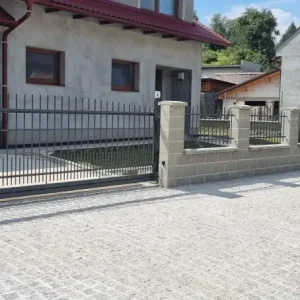 Kované i moderní brány a ploty